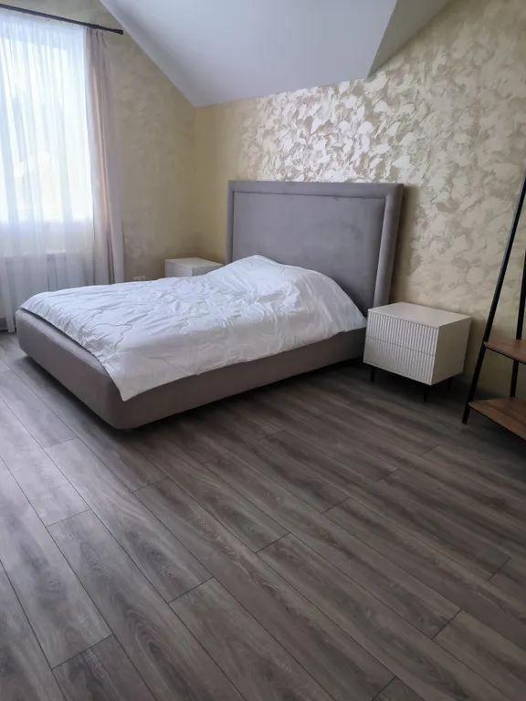 Уютный коттедж для вечеринок с чаном