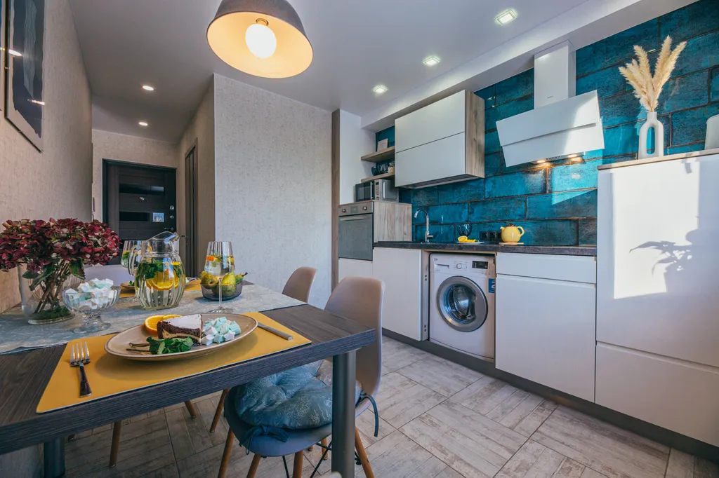 Апартаменты у парка с балконом, 10 мин до моря