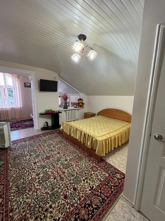 Коттедж Целый этаж для большой компании. — аренда посуточно в Геленджик