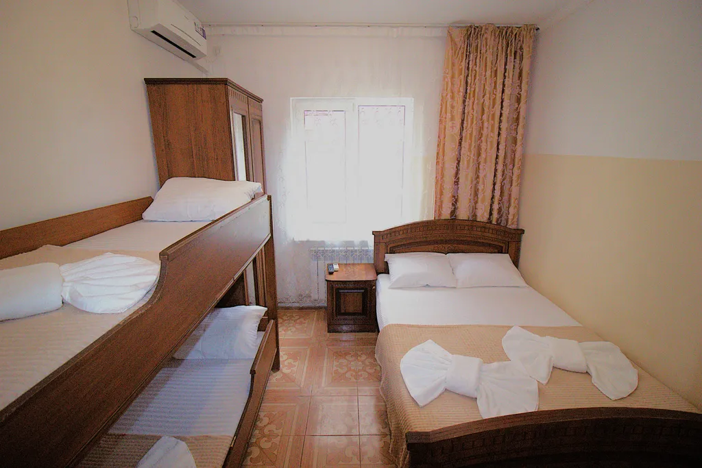 Квартира Комната — аренда посуточно в Лоо