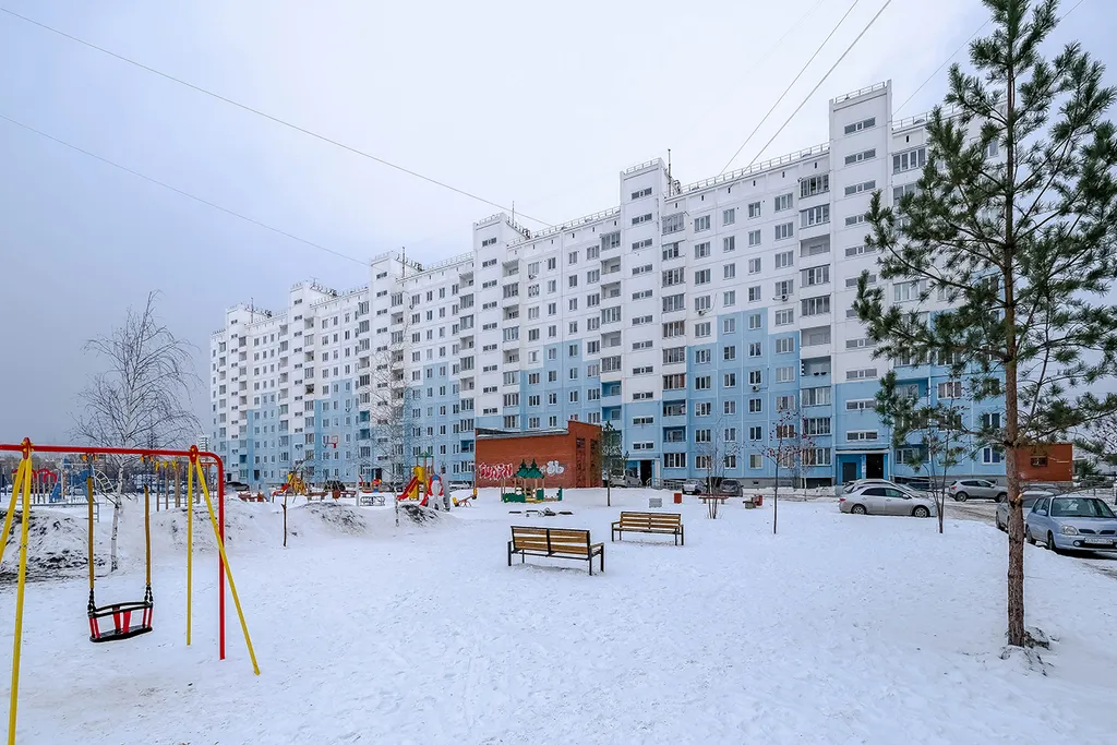 Квартира Современная квартира рядом с МНТК им Федорова — Новосибирск