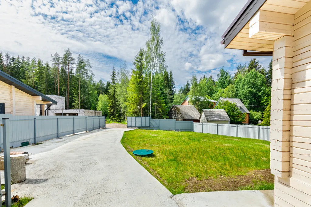 Коттедж Коттедж с 3 спальнями и большой кухней-гостиной у Охта парка — Сярьги