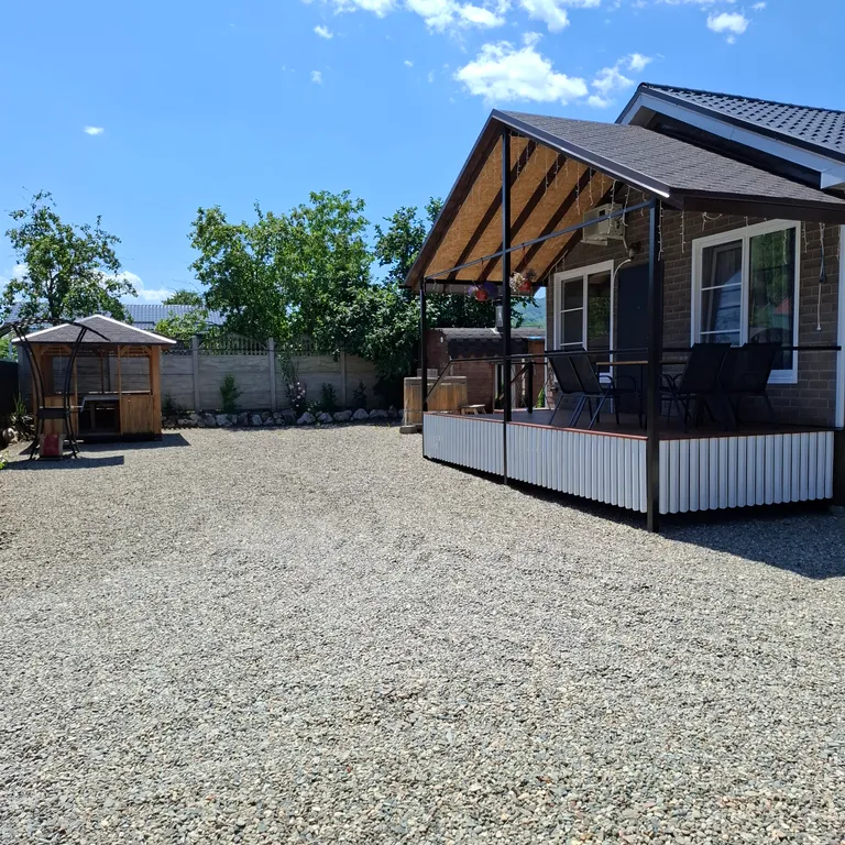 Новый дом с видом на горы