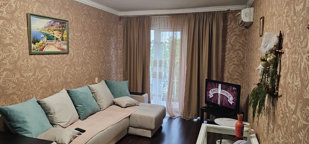 Уютная однокомнатная квартира у набережной