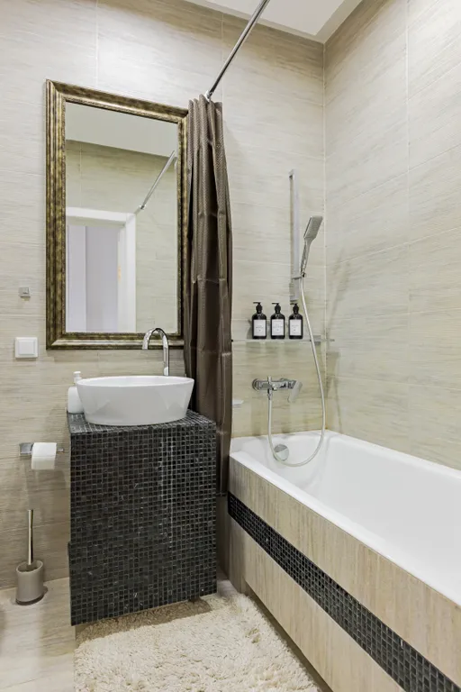 Светлый апартамент около ТЦ Dana Mall