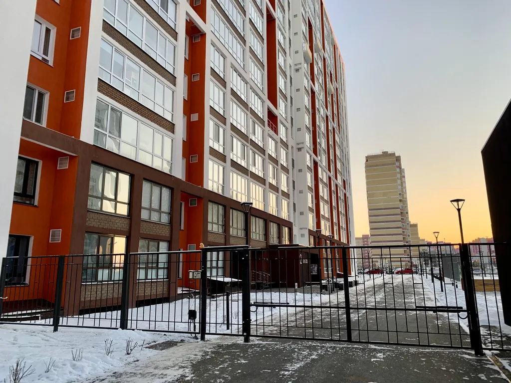 Квартира Квартира Апартамент в доме повышенного комфорта — Тюмень