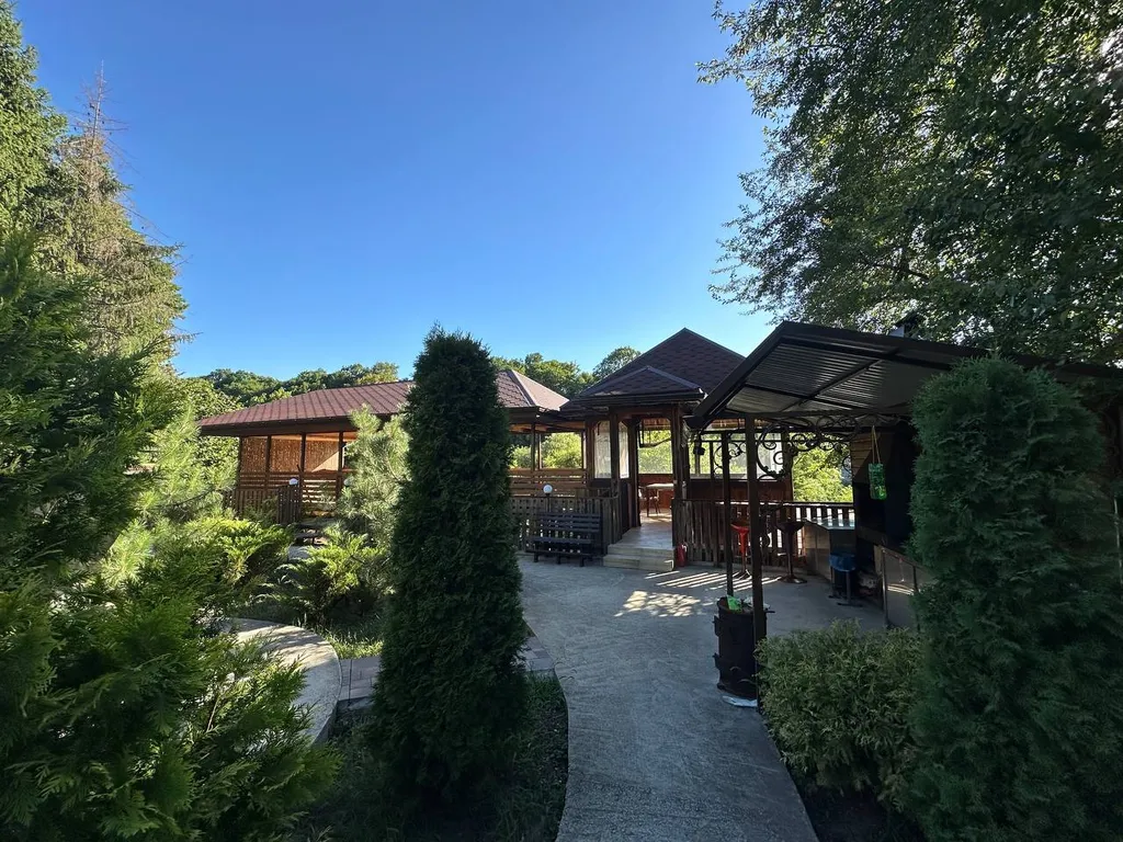 Дачный дом с русской баней и банным чаном