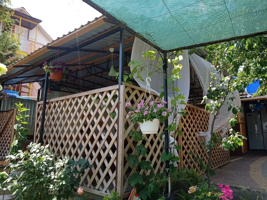 с кухней с отдельным входом