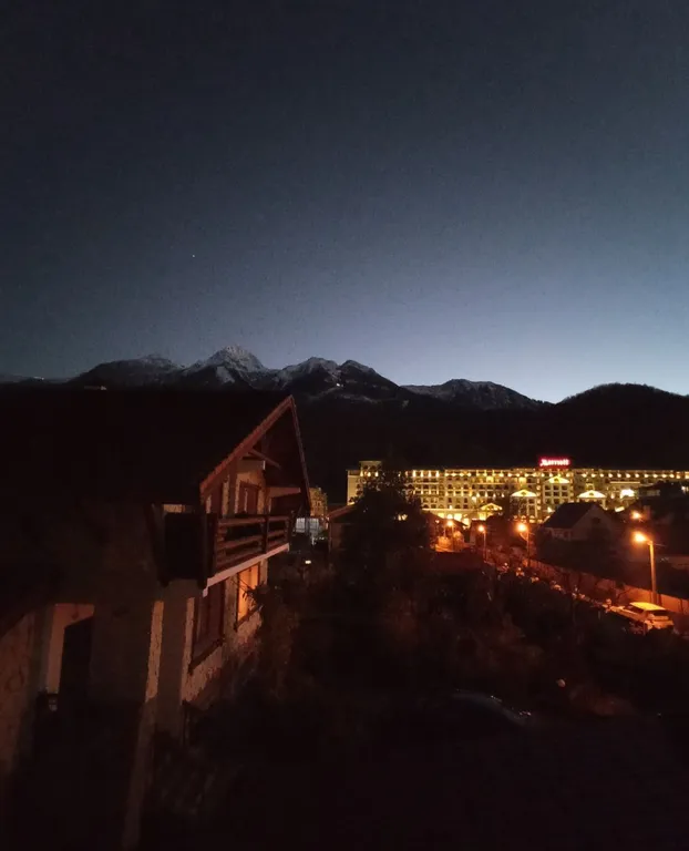 Квартира с видом на горы