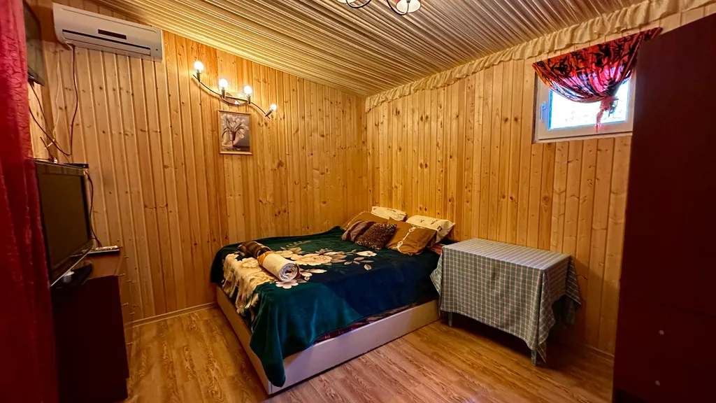 Большой семейный коттедж в Бетте