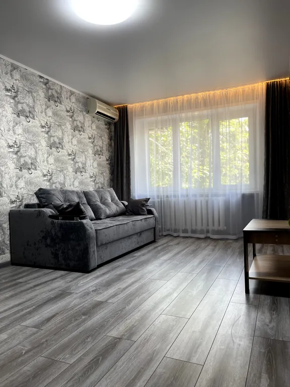 Двушка у парка Поддубного