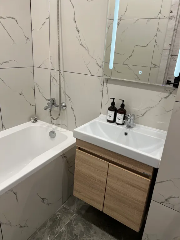 Евродвухкомнатная квартира в центре города