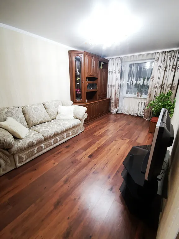 Квартира 2 комнатная рядом с "термоленд" — аренда посуточно в Оренбург