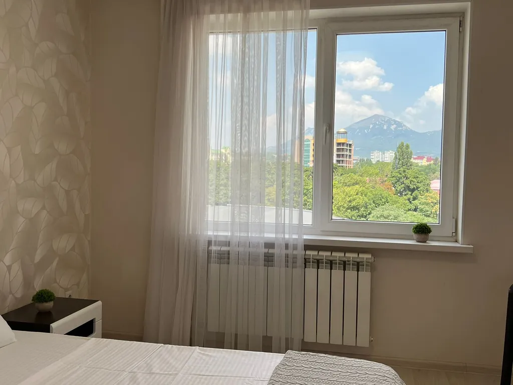 Большая и уютная трехкомнатная квартира в центре, с двумя санузлами