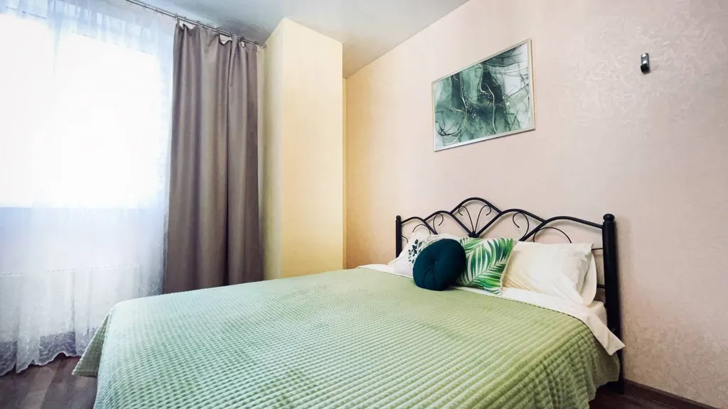 Квартира в районе ботанического сада — аренда посуточно в Самара