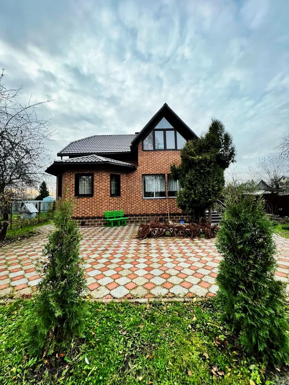 Дом для отдыха среди лесов и озер