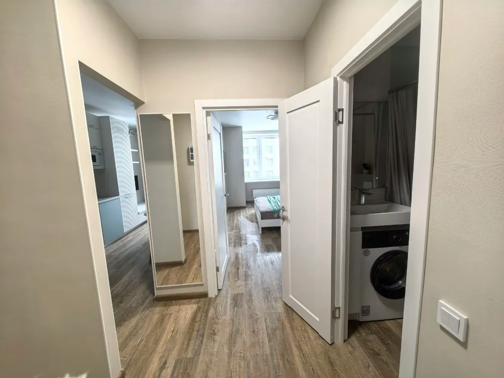 Однушка с большой кроватью и кухней-гостинной