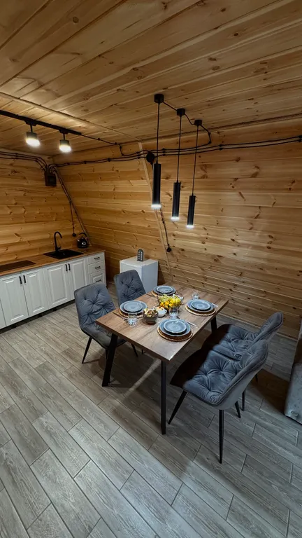 Уютный домик с панорамным видом на горы