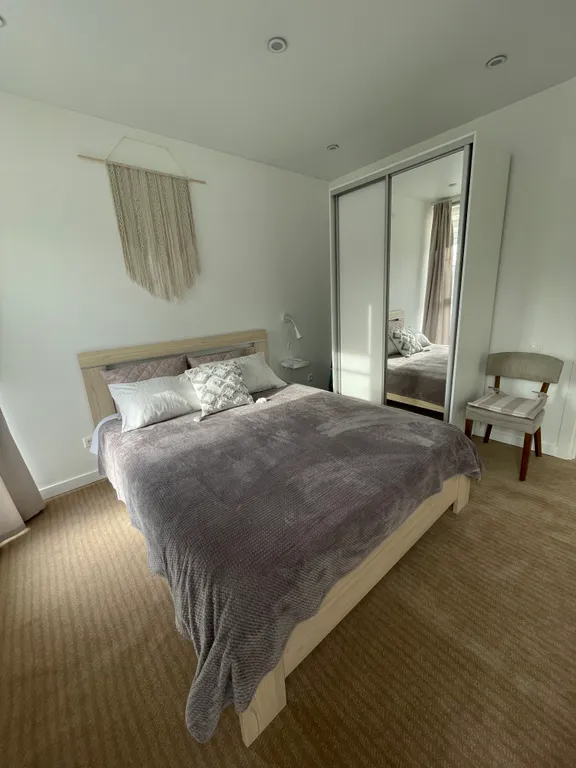 Просторный 3-комнатный апартамент с видом на море