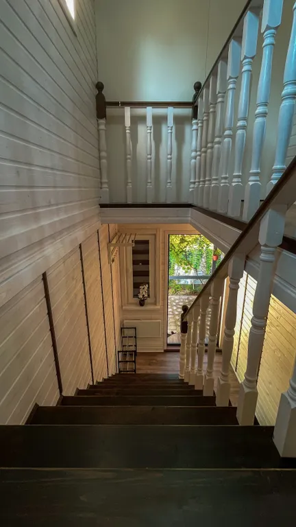 Новый и экологичный дом с бассейном у моря