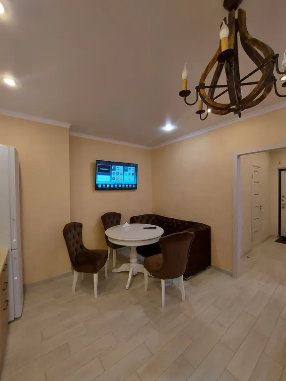 Двухкомнатная квартира на фонтане