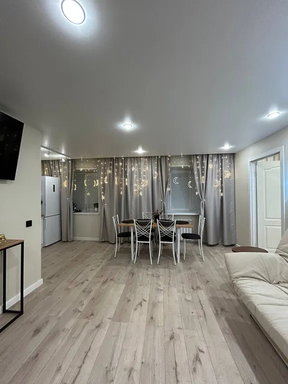 Квартира со свежим ремонтом и новой техникой в самом центре г.Кировск