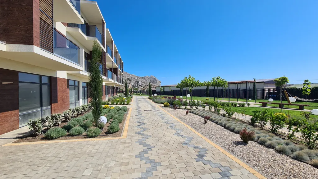 Двухкомнатные апартаменты в апарт-комплексе Атлас с видом на море