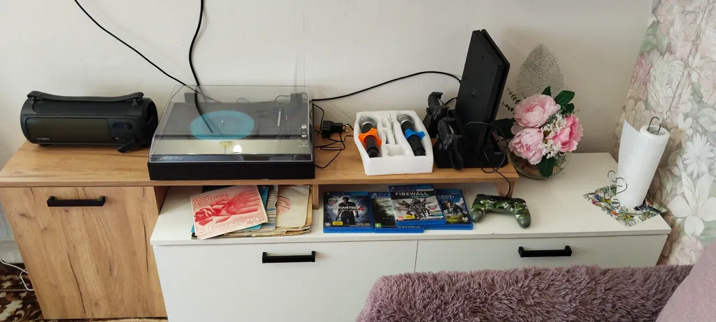 Домик у реки