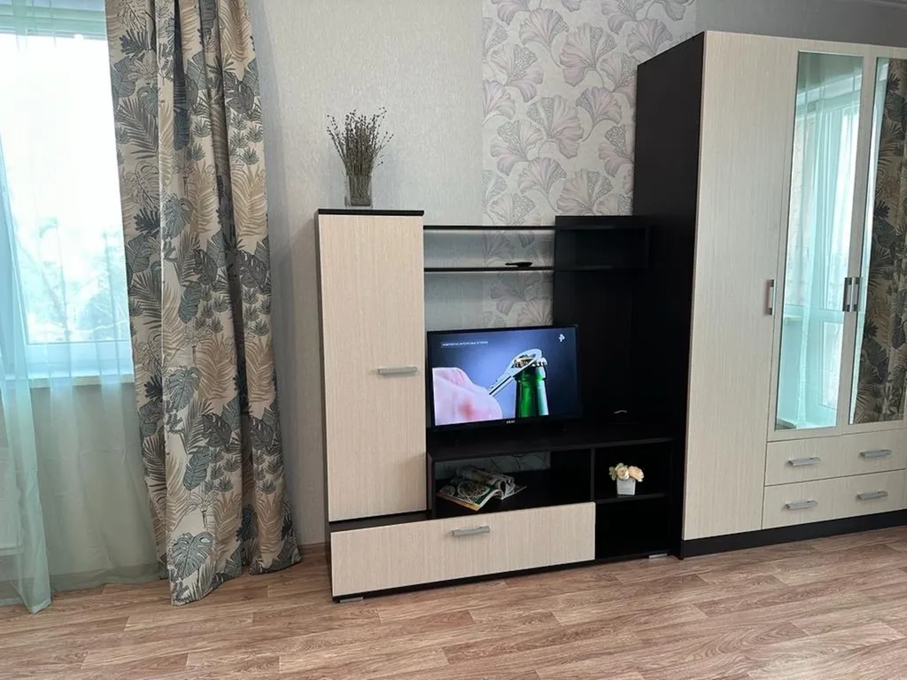 Новая квартира рядом с ТРК Алмаз