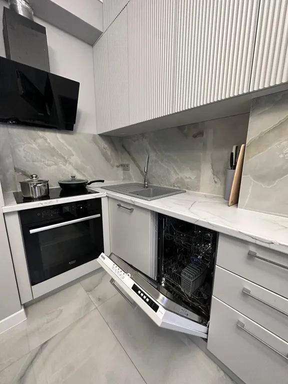 Квартира 2-комнатная Квартира — Адлер