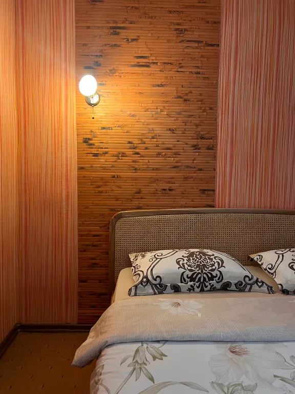 Дом над набережной