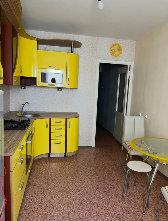 Светлая, тёплая, просторная однокомнатная квартира с видом на город — аренда посуточно в Воронеж