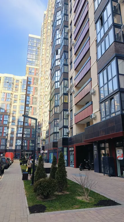 Новенькая студия с шикарным видом с панорамного окна на 20м этаже