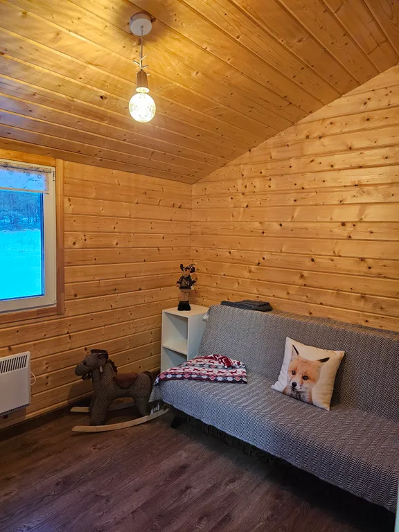 Уединенный дом в лесу