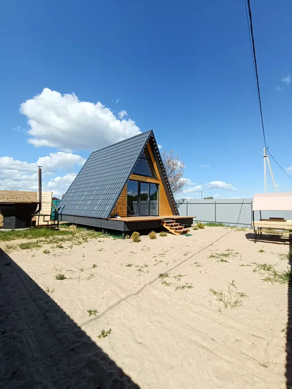 Коттедж Уютный А-фрейм с чаном у озера — аренда посуточно в Калуга