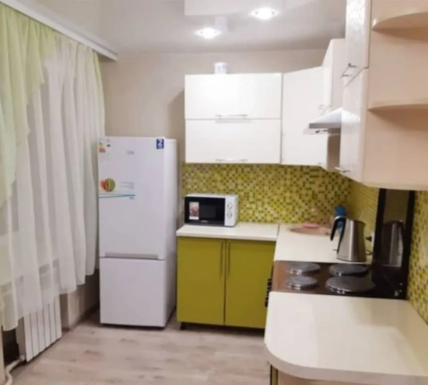 Комфортабельная трехкомнатная квартира в центре Норильска