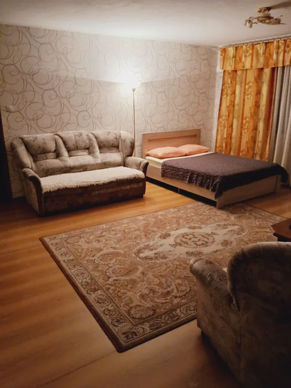 Квартира Сдам квартиру в центре города — аренда посуточно в Магнитогорск