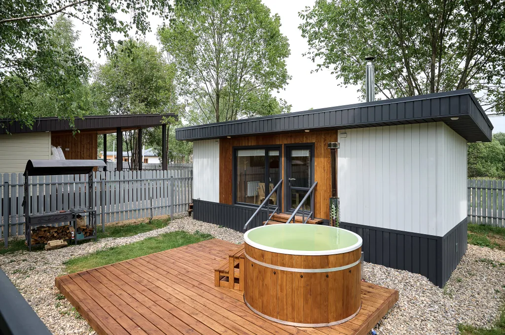 Рябиновый - дом с баней и чаном