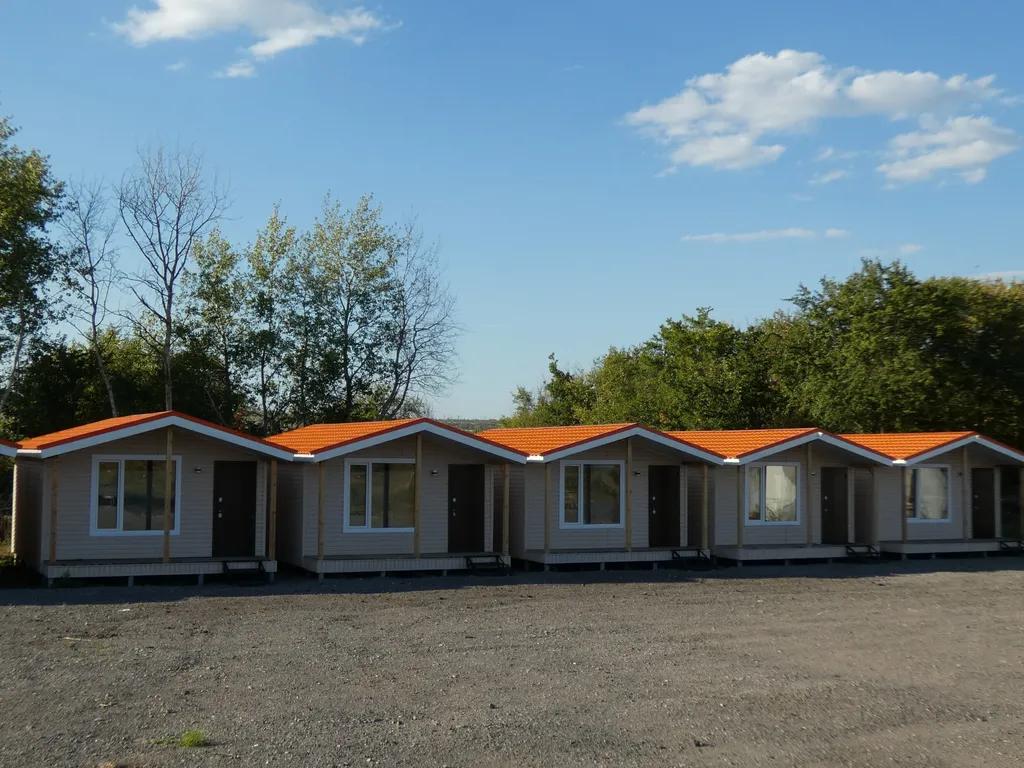 Уютный четырёхместный Домик с двуспальной кроватью