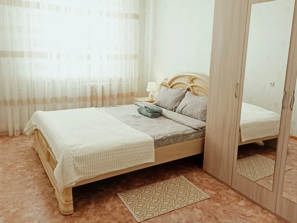 2-комнатная Квартира — аренда посуточно в Нижнекамск