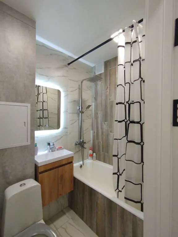 Двухкомнатная квартира с новым современным ремонтом