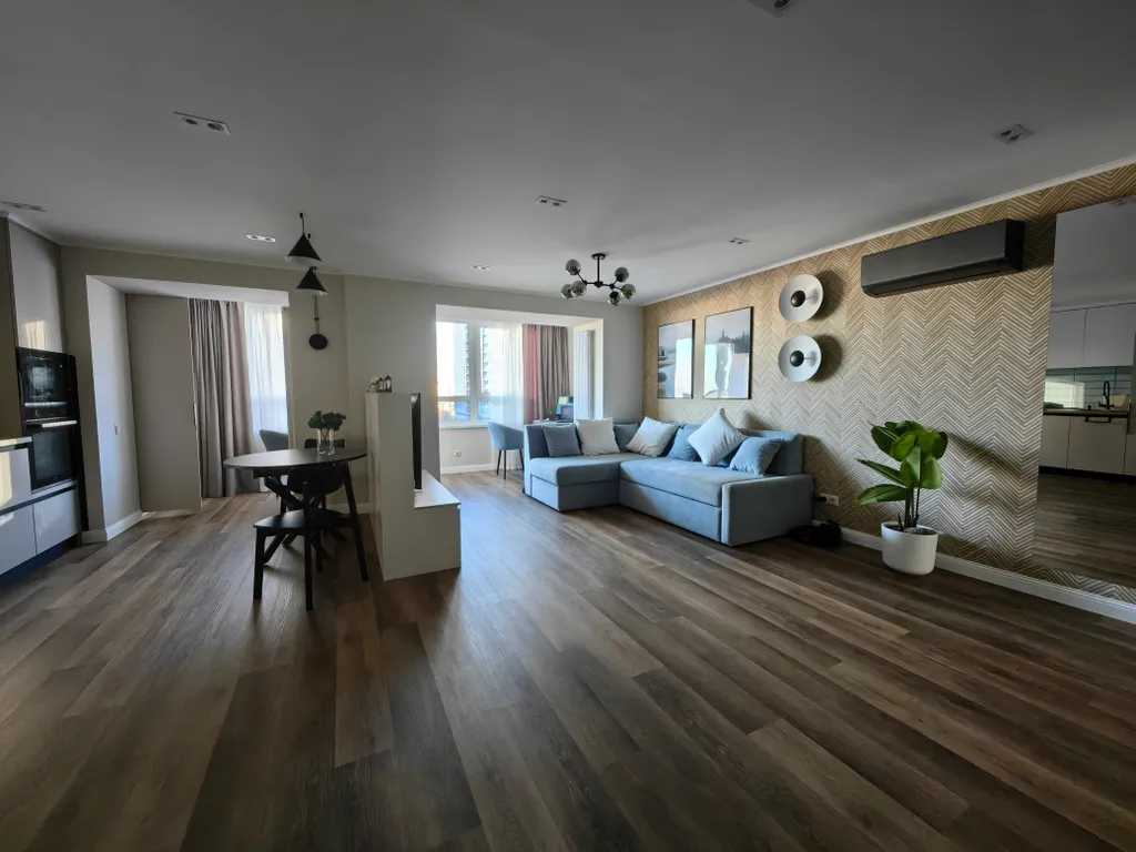 Квартира Панорамная студия в сердце Самары — почувствуйте волжский вайб! — аренда посуточно в Самара