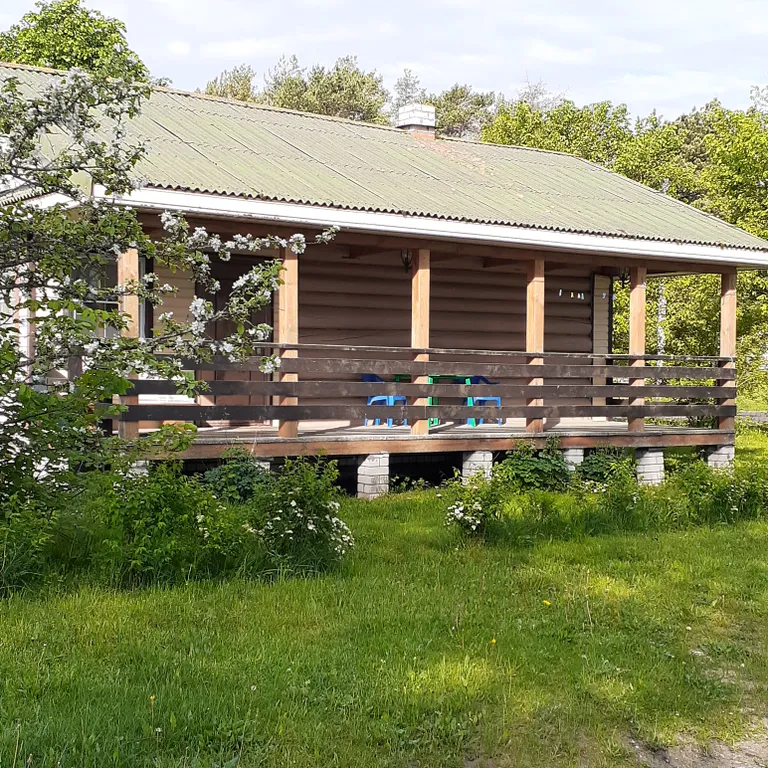 Романтичный домик  для двоих на берегу озера Селигер 24м2