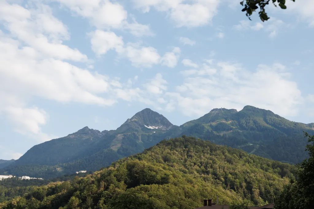 Коттедж Дом-глэмпинг с видом на горы — Эсто-Садок