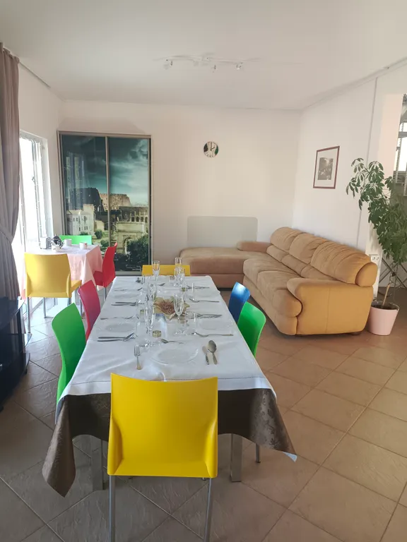 Уютный дом с русской баней на пруду у леса