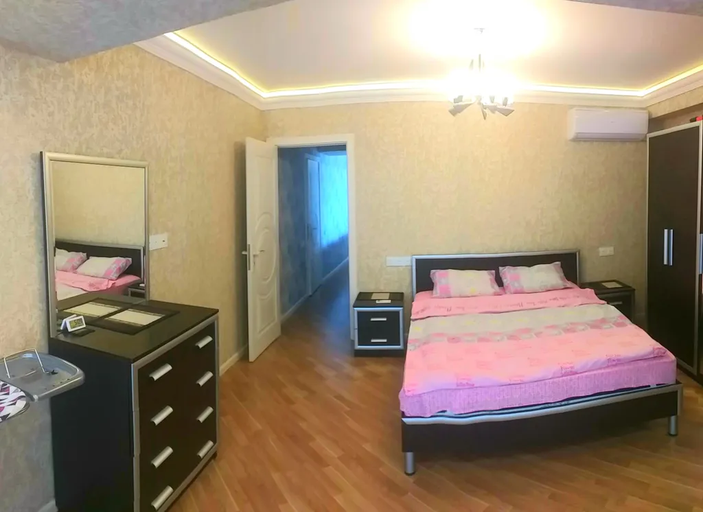 2-комнатная квартира напротив Приморского парка