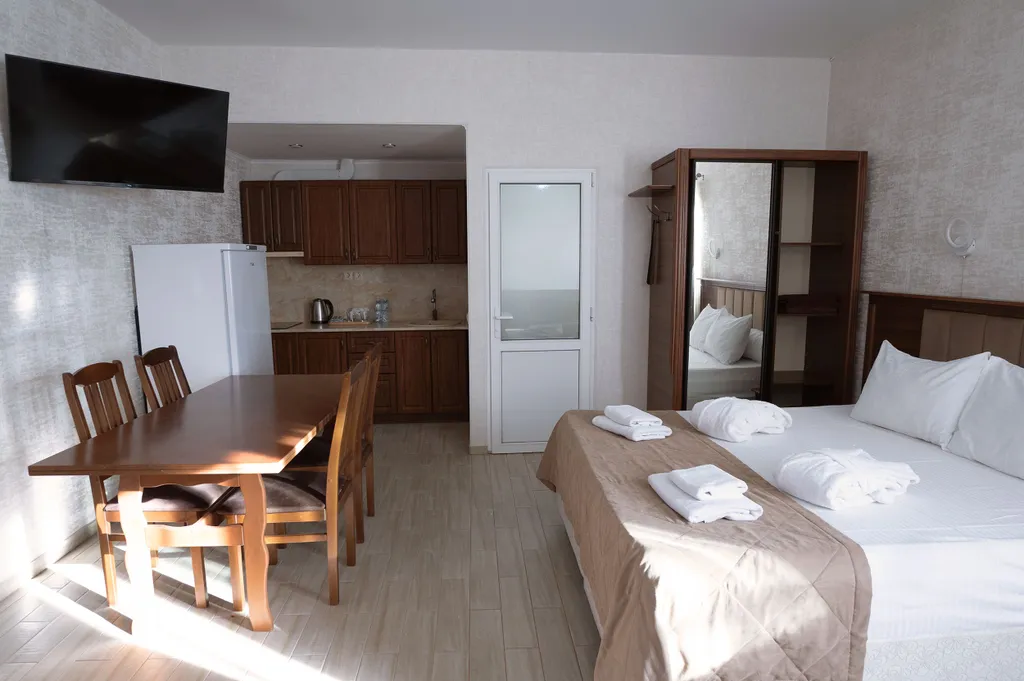 Квартира Апартаменты вид на горы с бассейном — аренда посуточно в Эсто-Садок