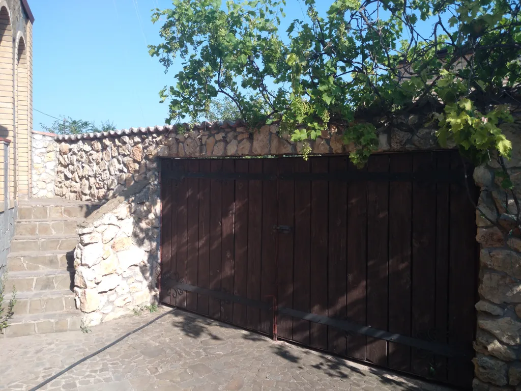 Замок у мыса Фиолент