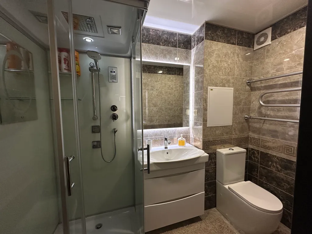 Комфортная квартира в центре города с хорошим ремонтом