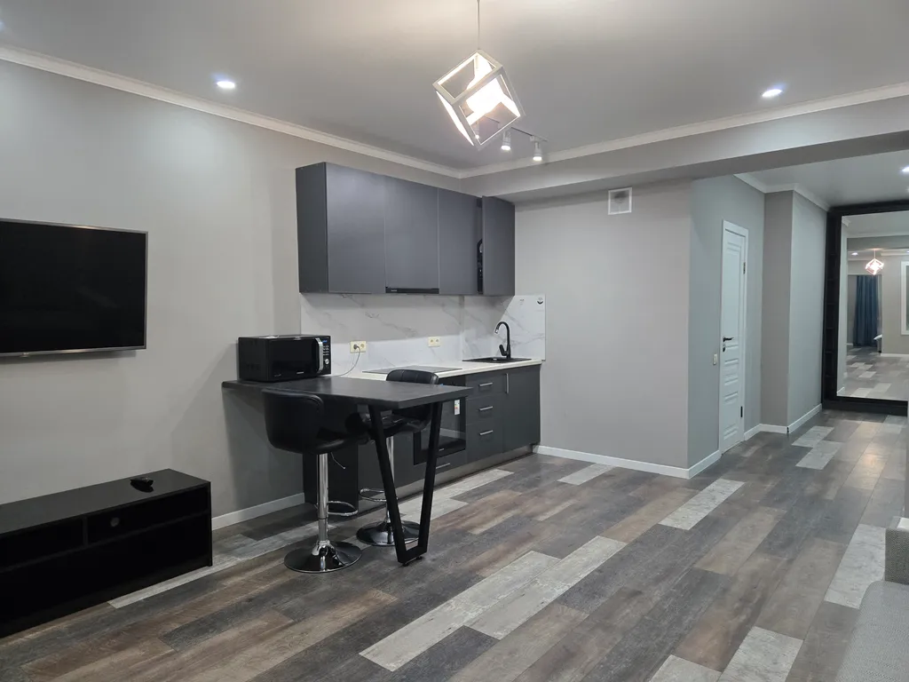 Квартира Стильный апартамент в центре — Алматы